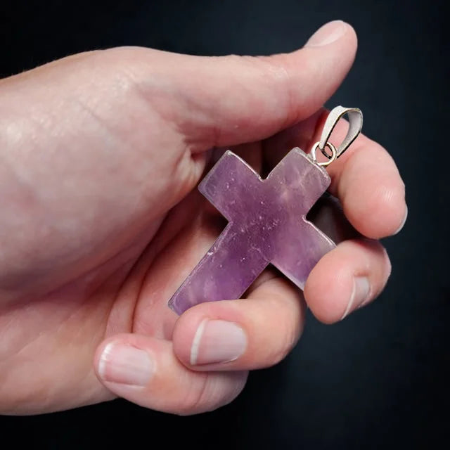 โ๏ธ100% Handmade Crystal Cross Healing Heart (๐๐ก๐๐ ๐๐ฆ๐ข๐ญ๐ก ๐๐๐ง๐๐ฆ๐๐๐)